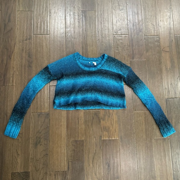 Ecoté Cropped Knit Long Sleeve - Picture 7 of 11